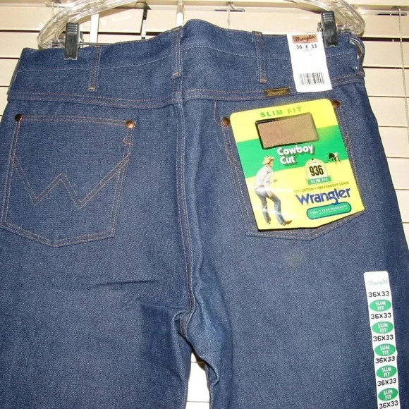 Wrangler Other - Men's NWT WRANGLER Country Cut Slim Fit Jeans Sz 36 x 33